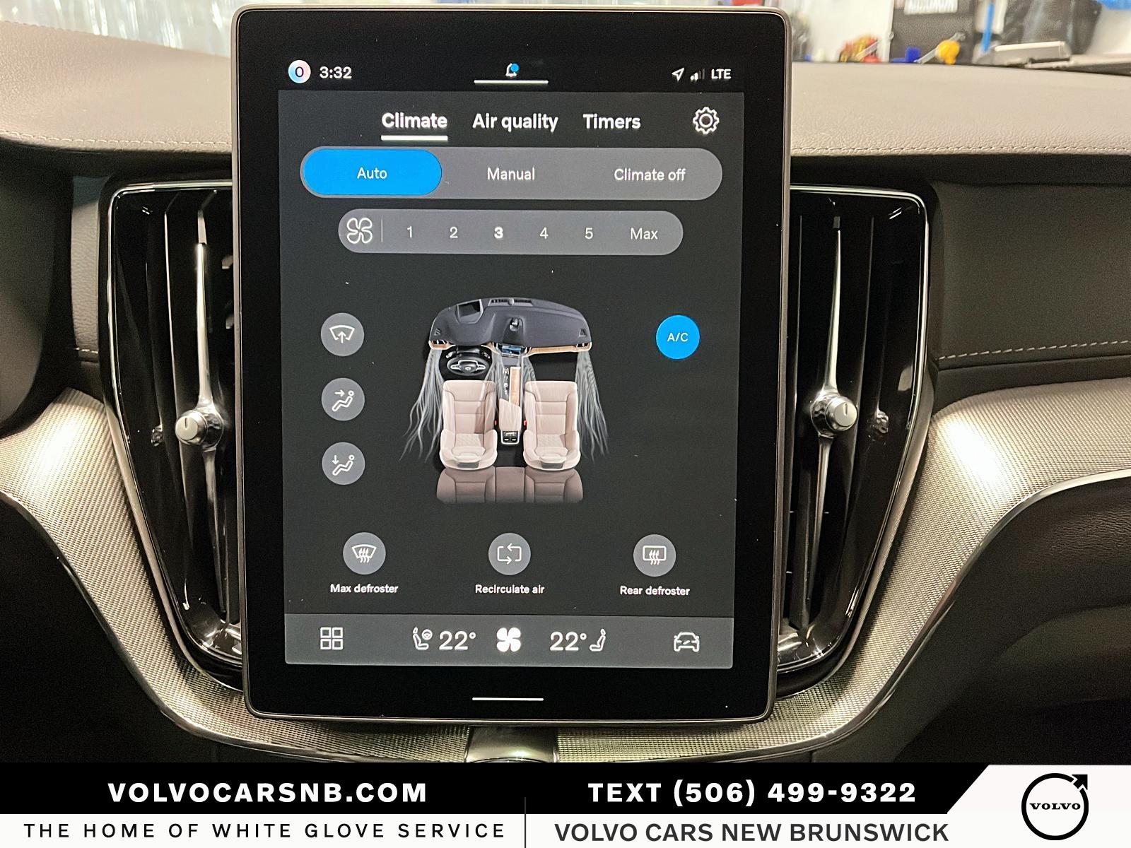 2026 Volvo XC60 Plug-In Hybrid T8 Ultra Black Edition