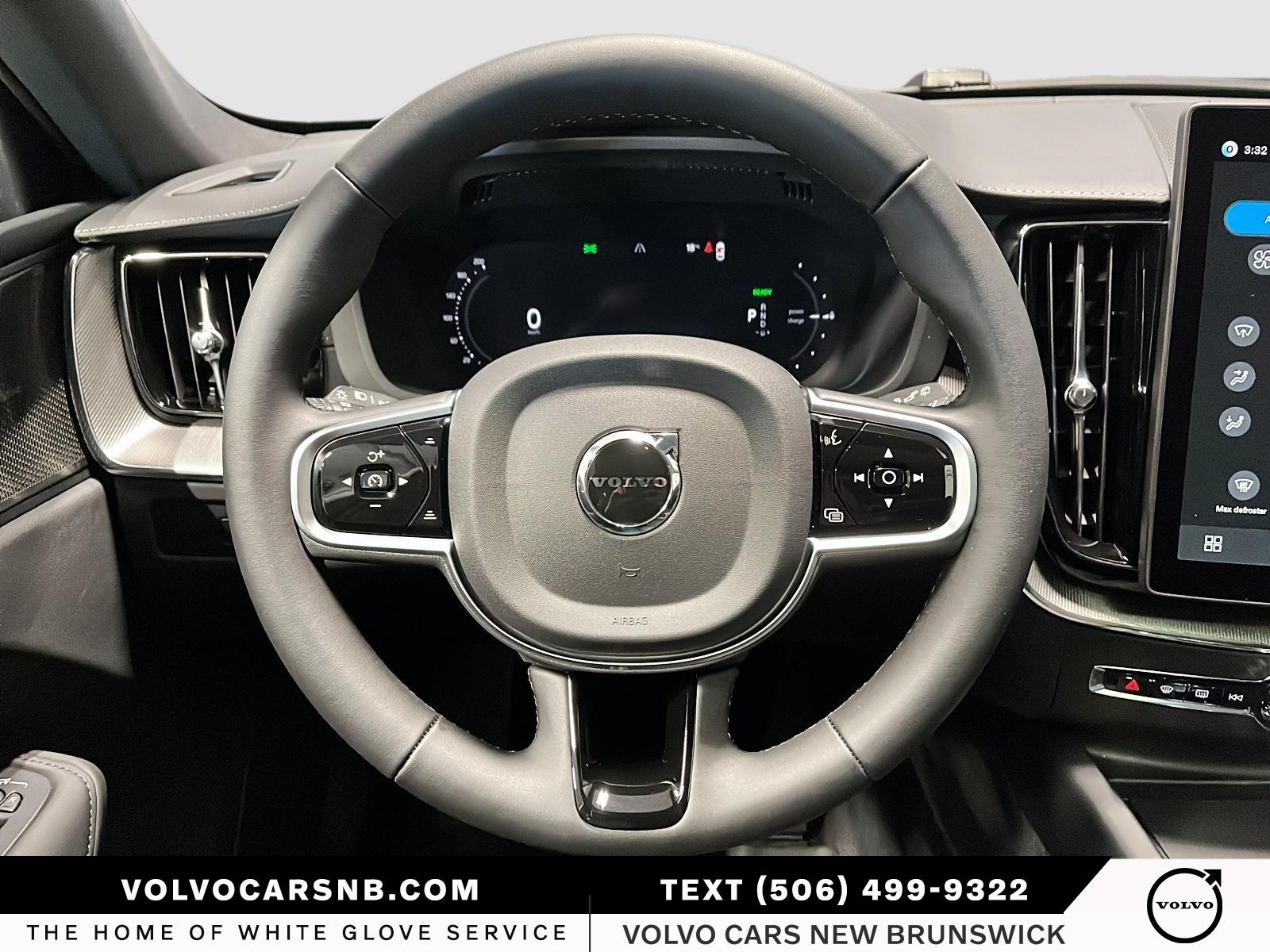 2026 Volvo XC60 Plug-In Hybrid T8 Ultra Black Edition