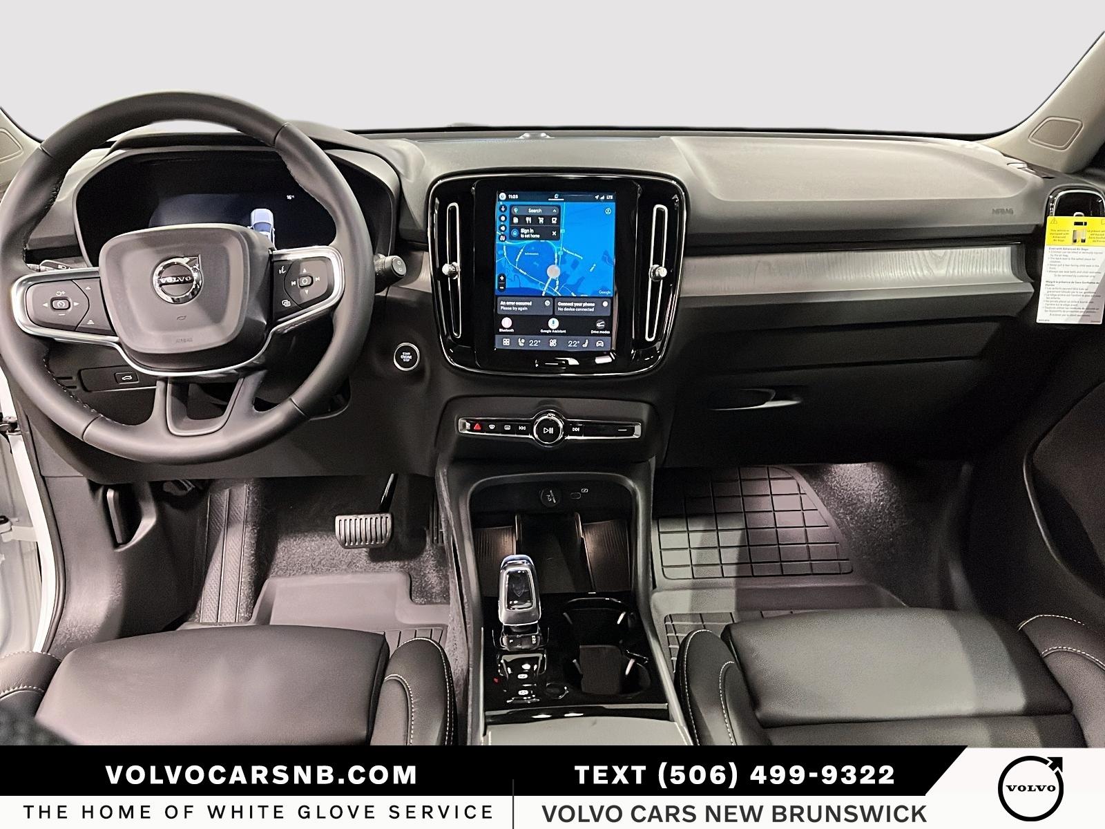 2026 Volvo XC40 B5 Plus Dark Theme