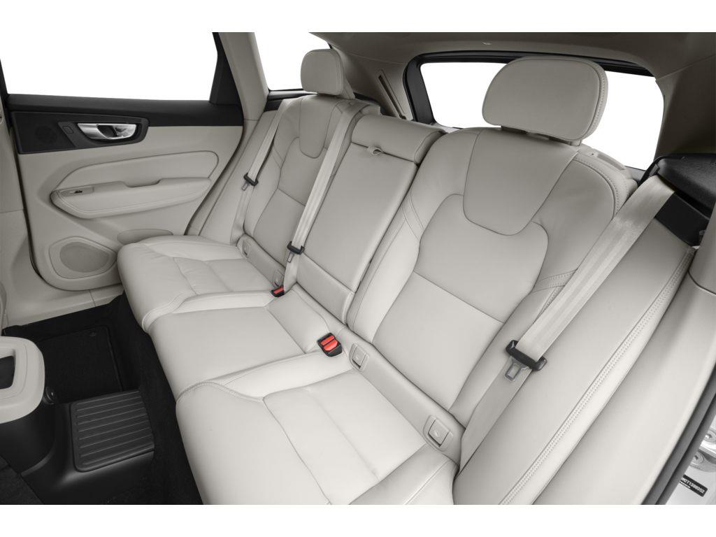 2026 Volvo XC60 Plug-In Hybrid T8 Plus Dark Theme