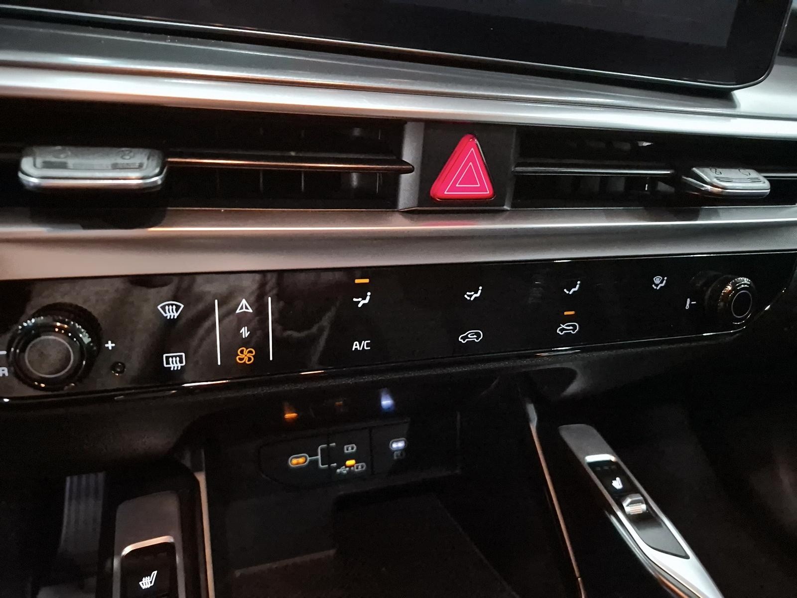 2024 Kia Sorento 2.5L LX