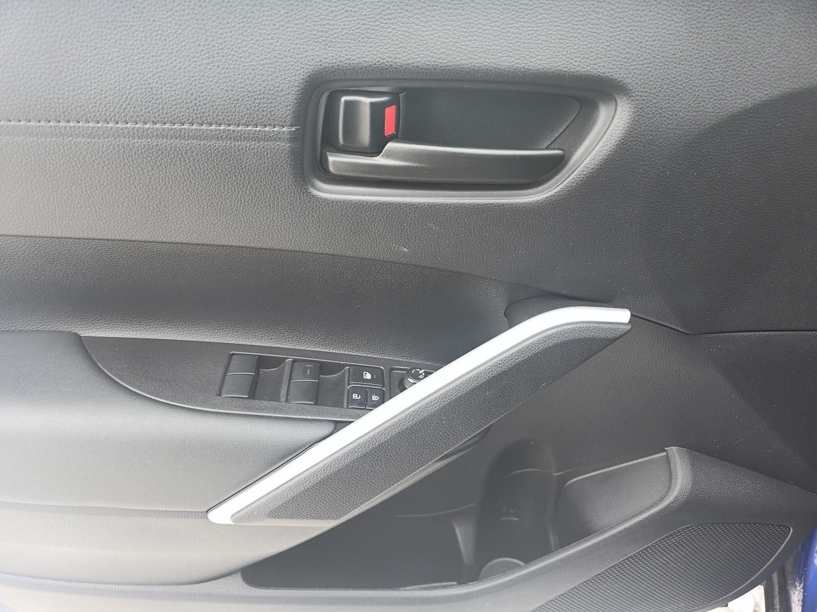 2025 Toyota Corolla Cross LE