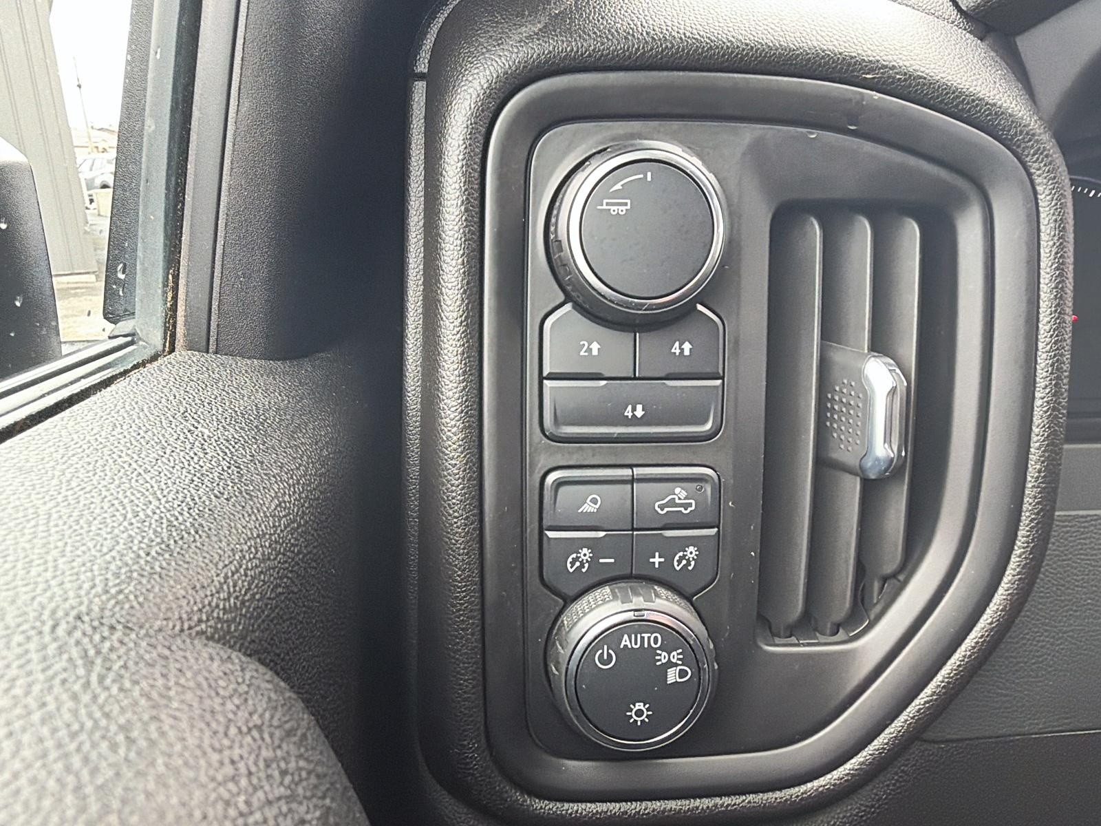 2024 Chevrolet Silverado 2500HD Custom