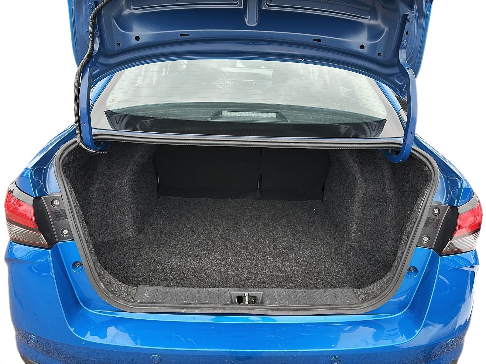 2024 Nissan Versa SV