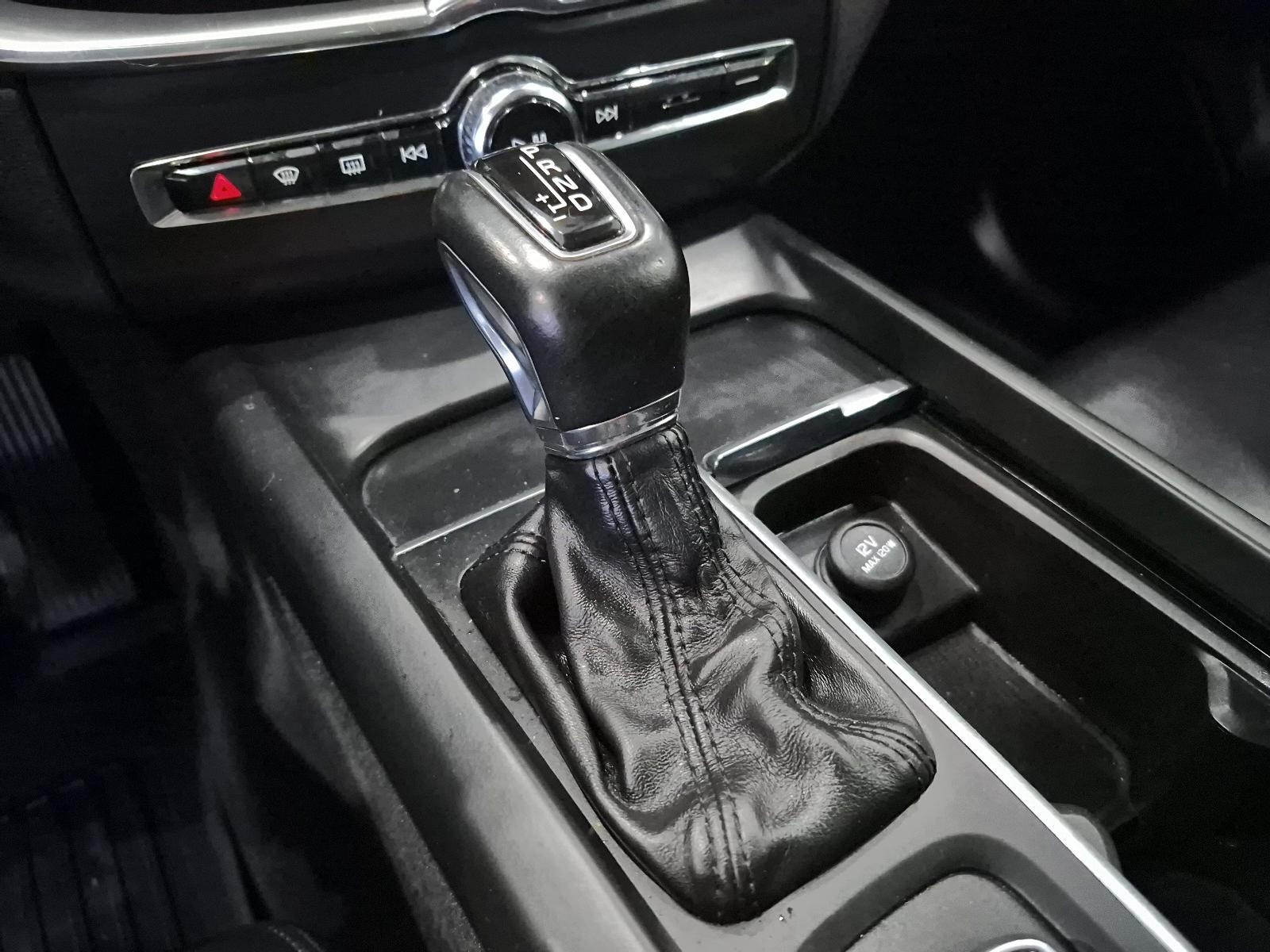 2020 Volvo XC60 T6 Momentum