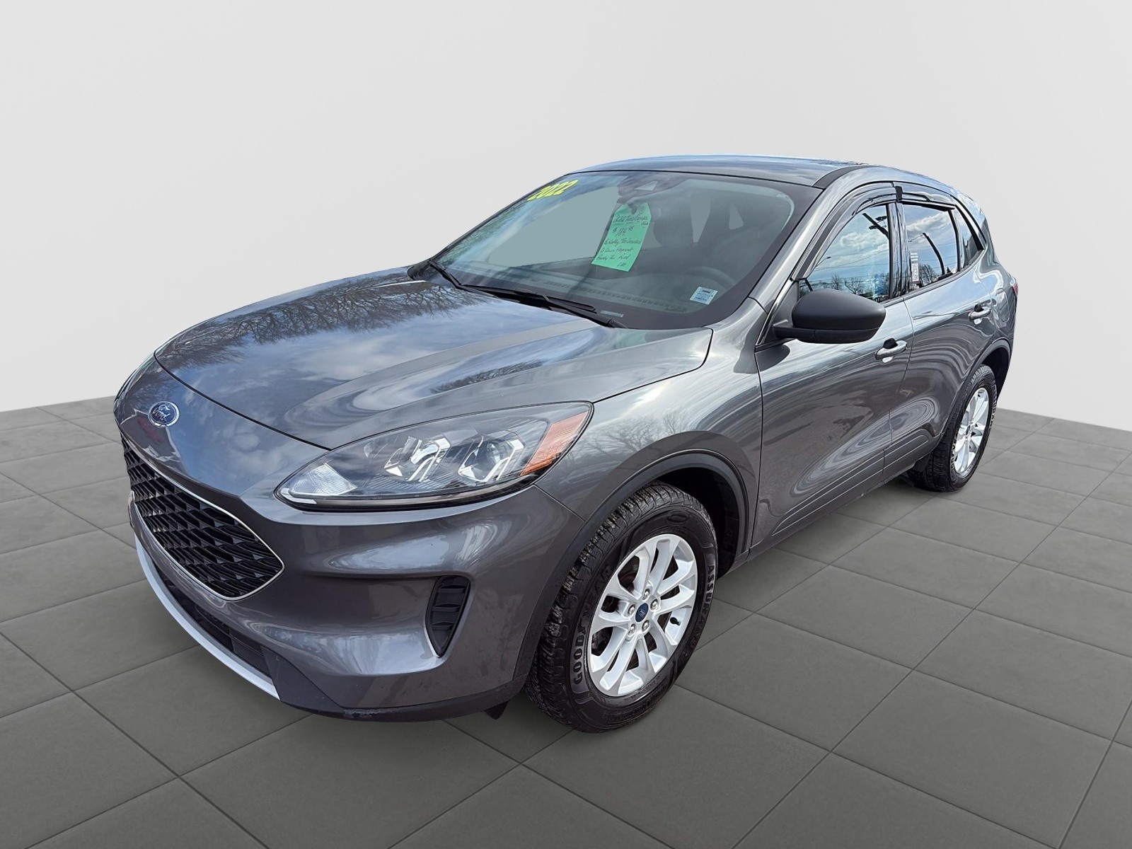 2022 Ford Escape  SE