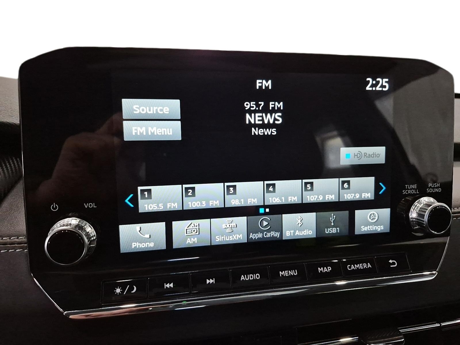 2024 Mitsubishi Outlander Plug-In Hybrid LE