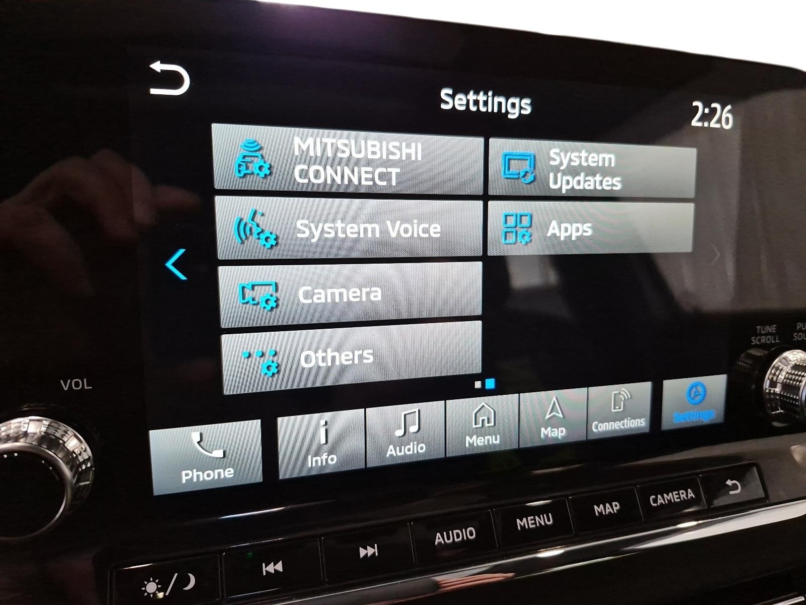 2024 Mitsubishi Outlander Plug-In Hybrid LE