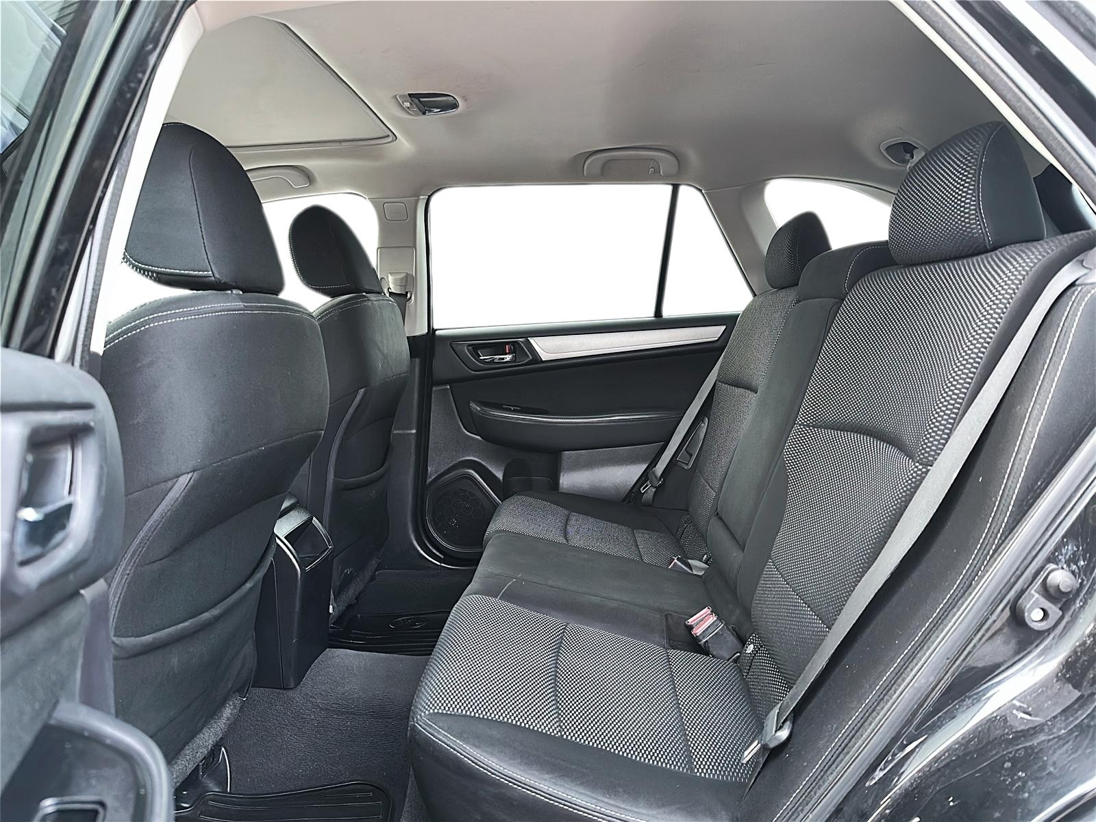 2016 Subaru Outback 3.6R Touring Package