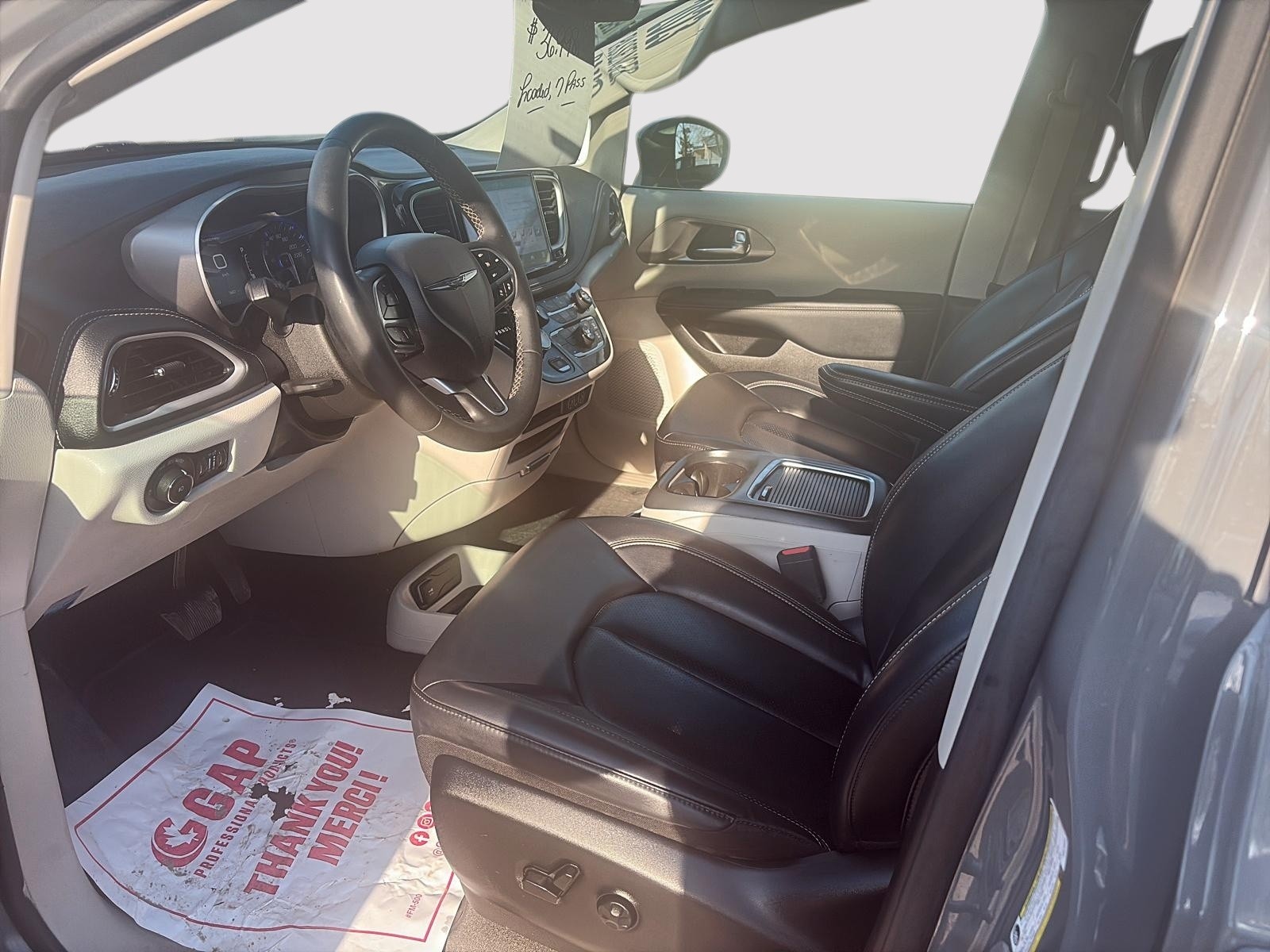 2023 Chrysler Pacifica Touring-L