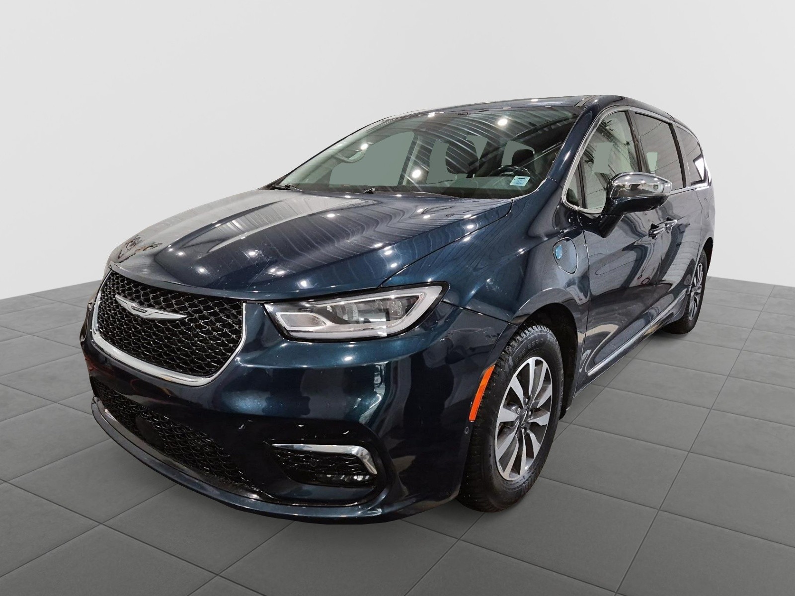 2022 Chrysler Pacifica Hybrid Limited