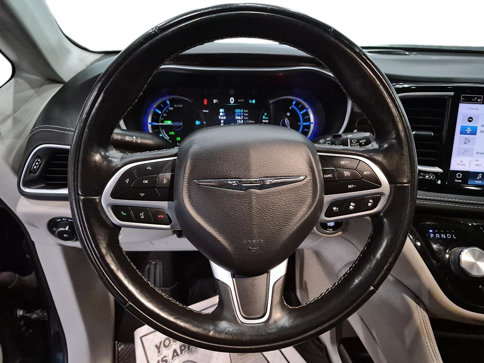 2022 Chrysler Pacifica Hybrid Limited