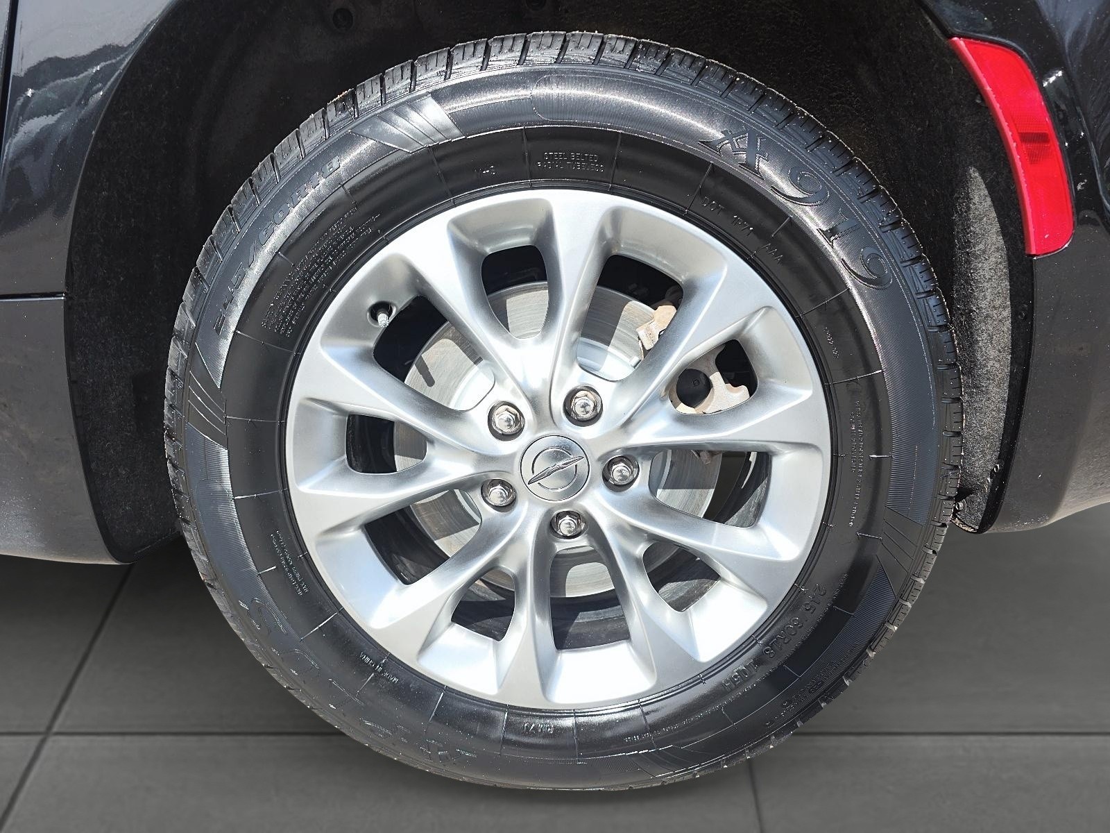 2023 Chrysler Pacifica Touring-L