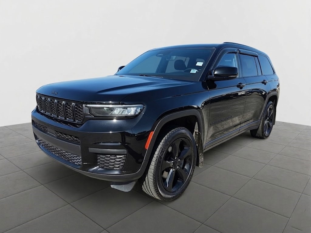 2022 Jeep Grand Cherokee L Altitude 4WD
