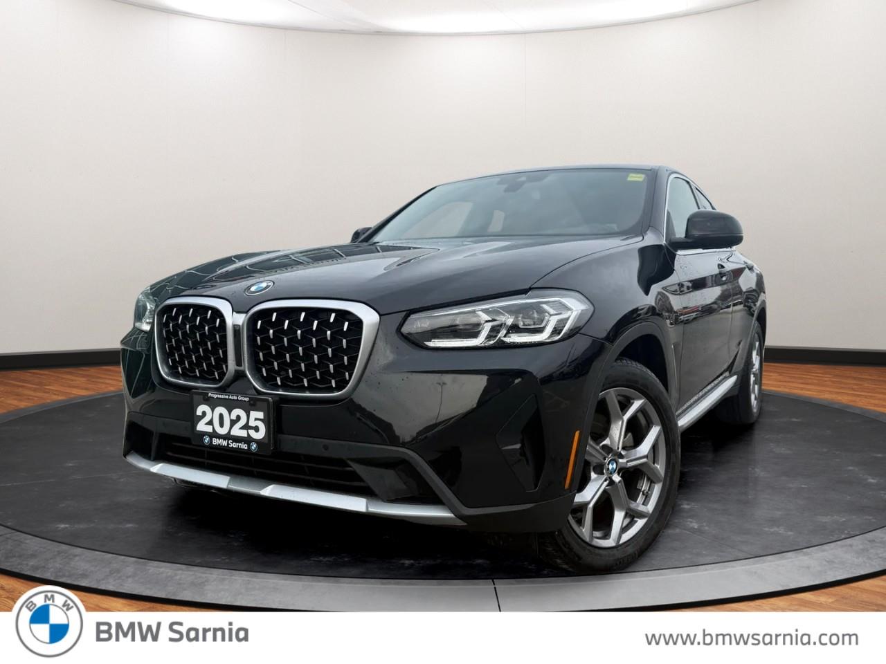 2025 BMW X4 xDrive30i