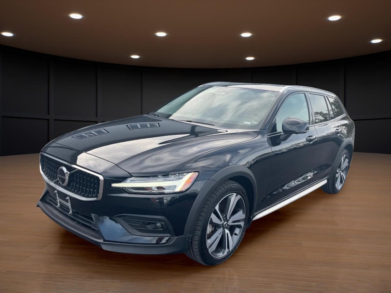 2025 Volvo V60 Cross Country B5 Ultra AWD