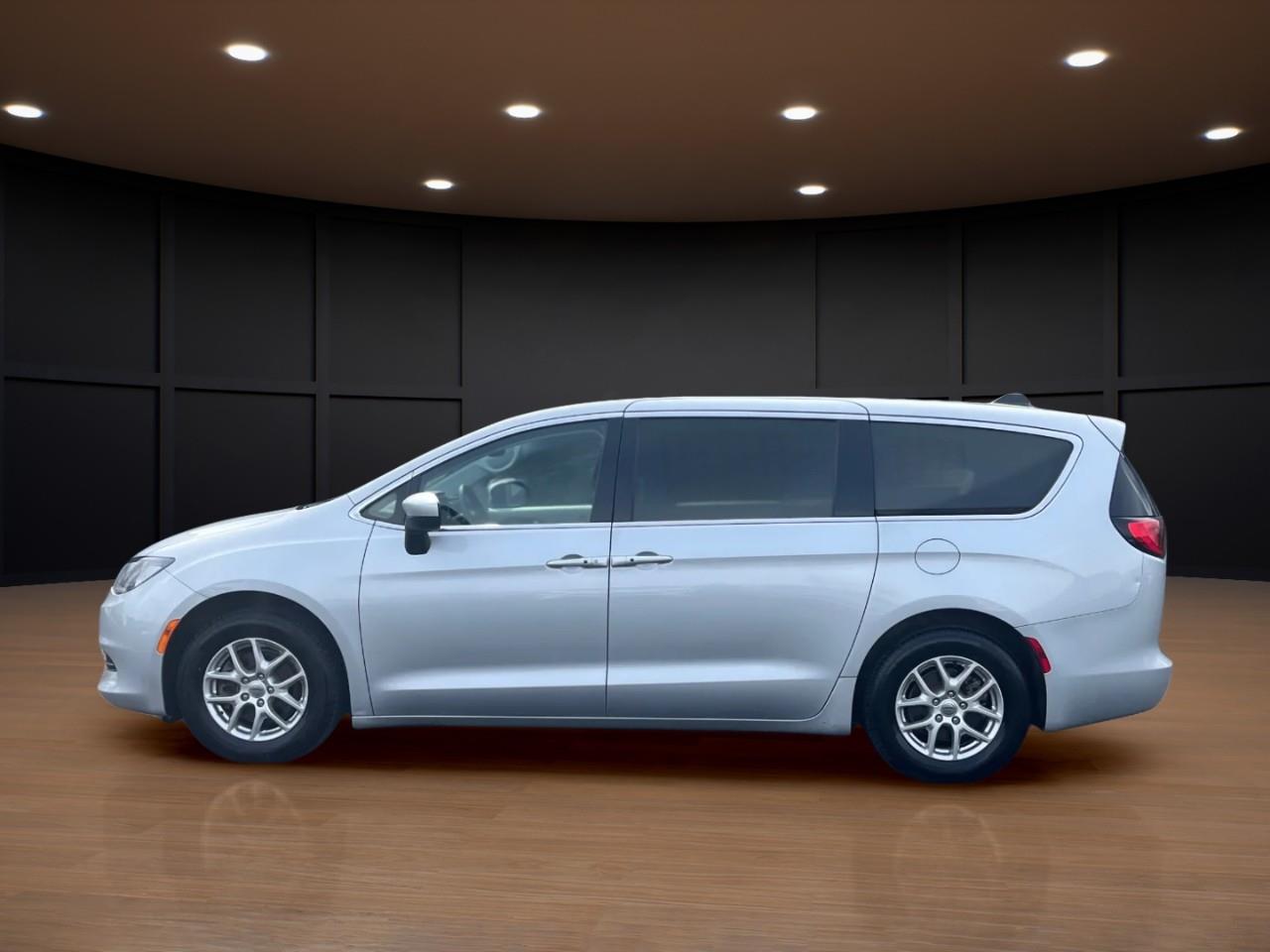 2023 Chrysler Grand Caravan SXT FWD