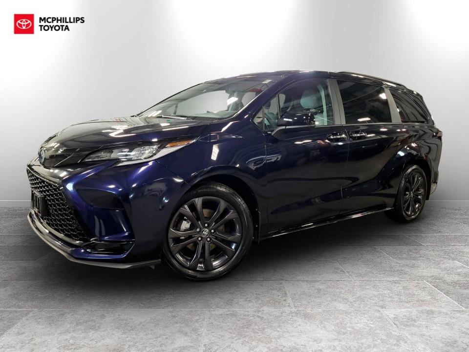 2025 Toyota Sienna XLE 8-Passenger FWD