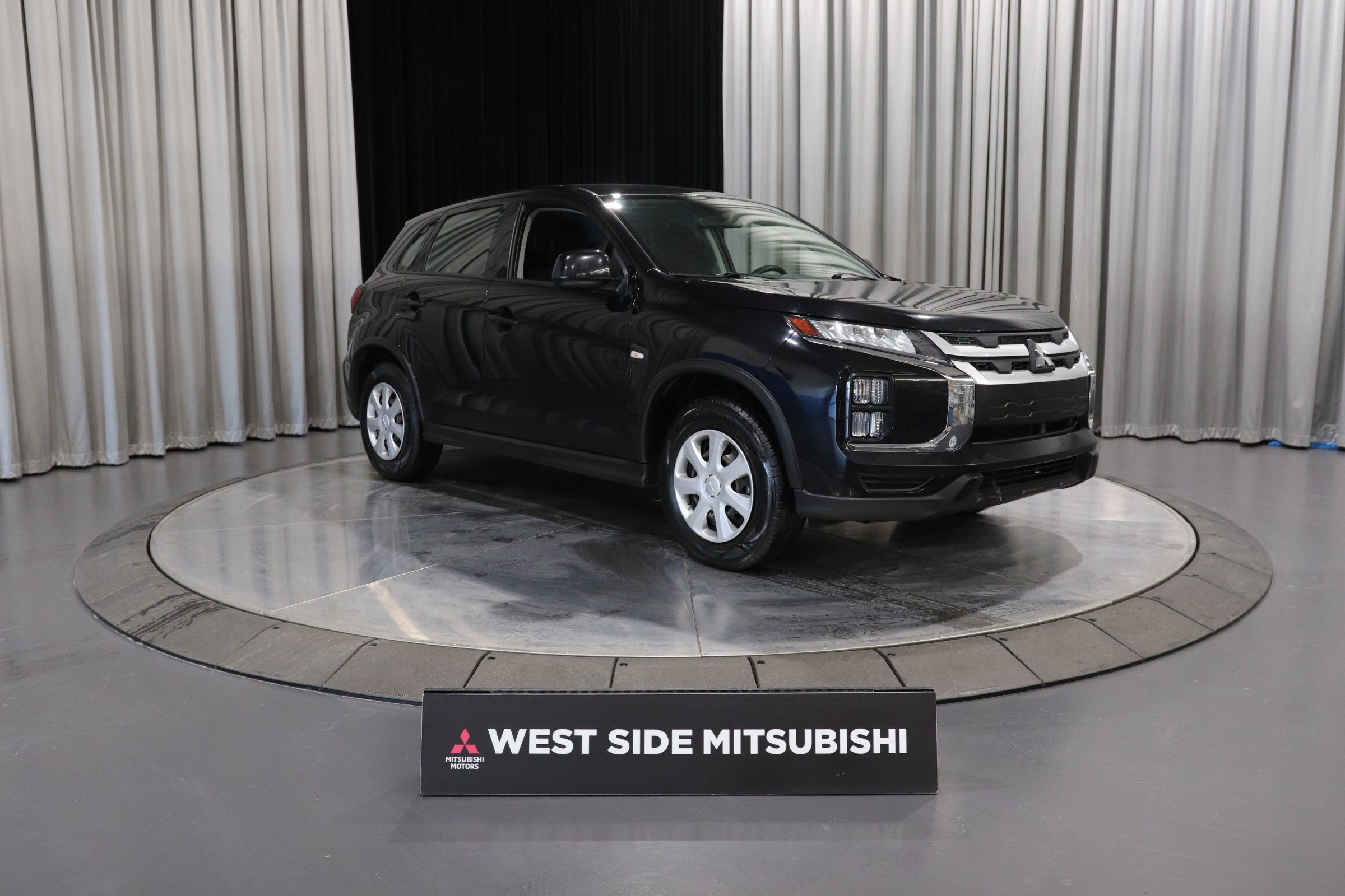 Mitsubishi RVR ES FWD 2025