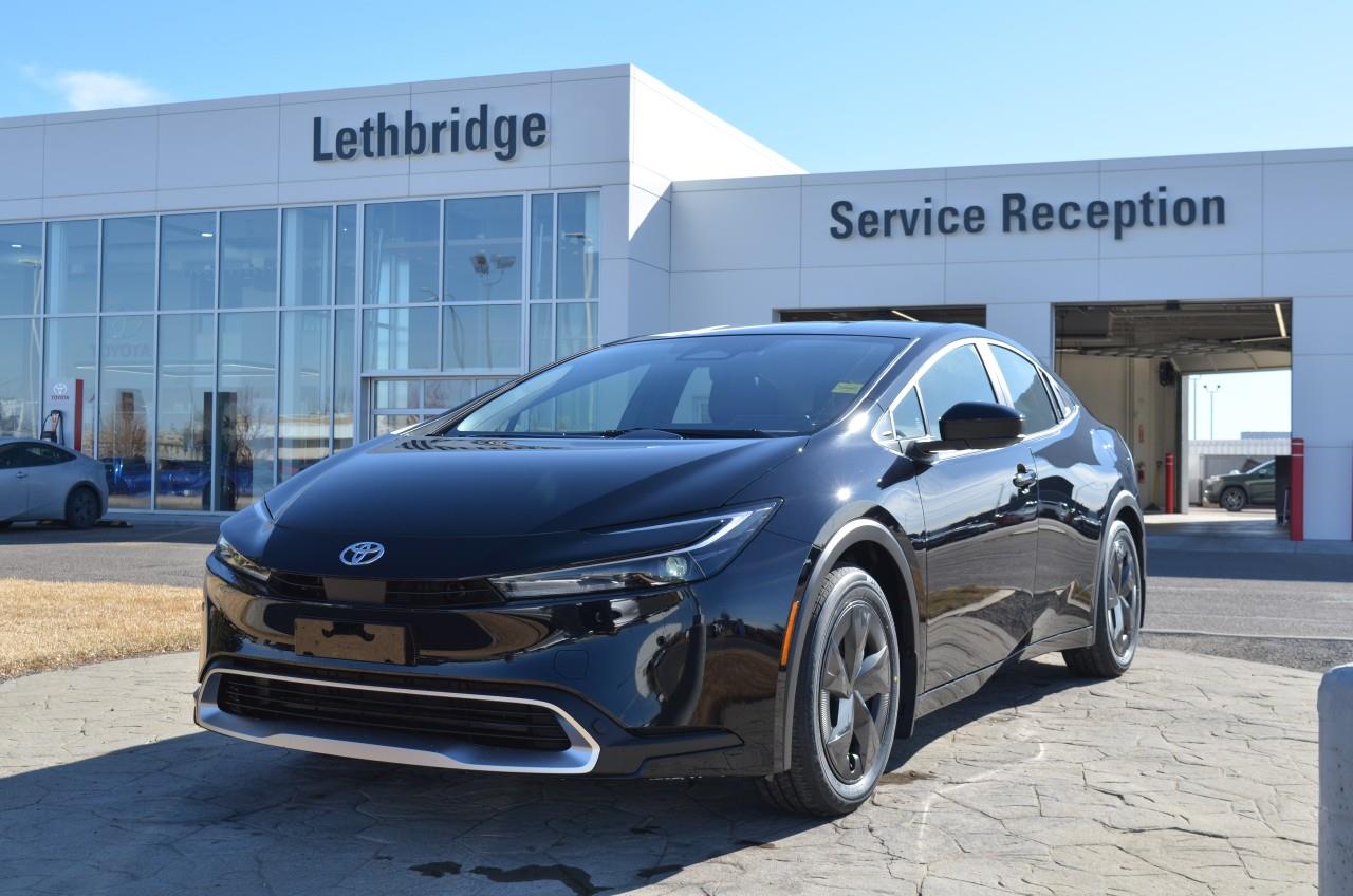 2026 Toyota Prius Plug-In Hybrid SE FWD