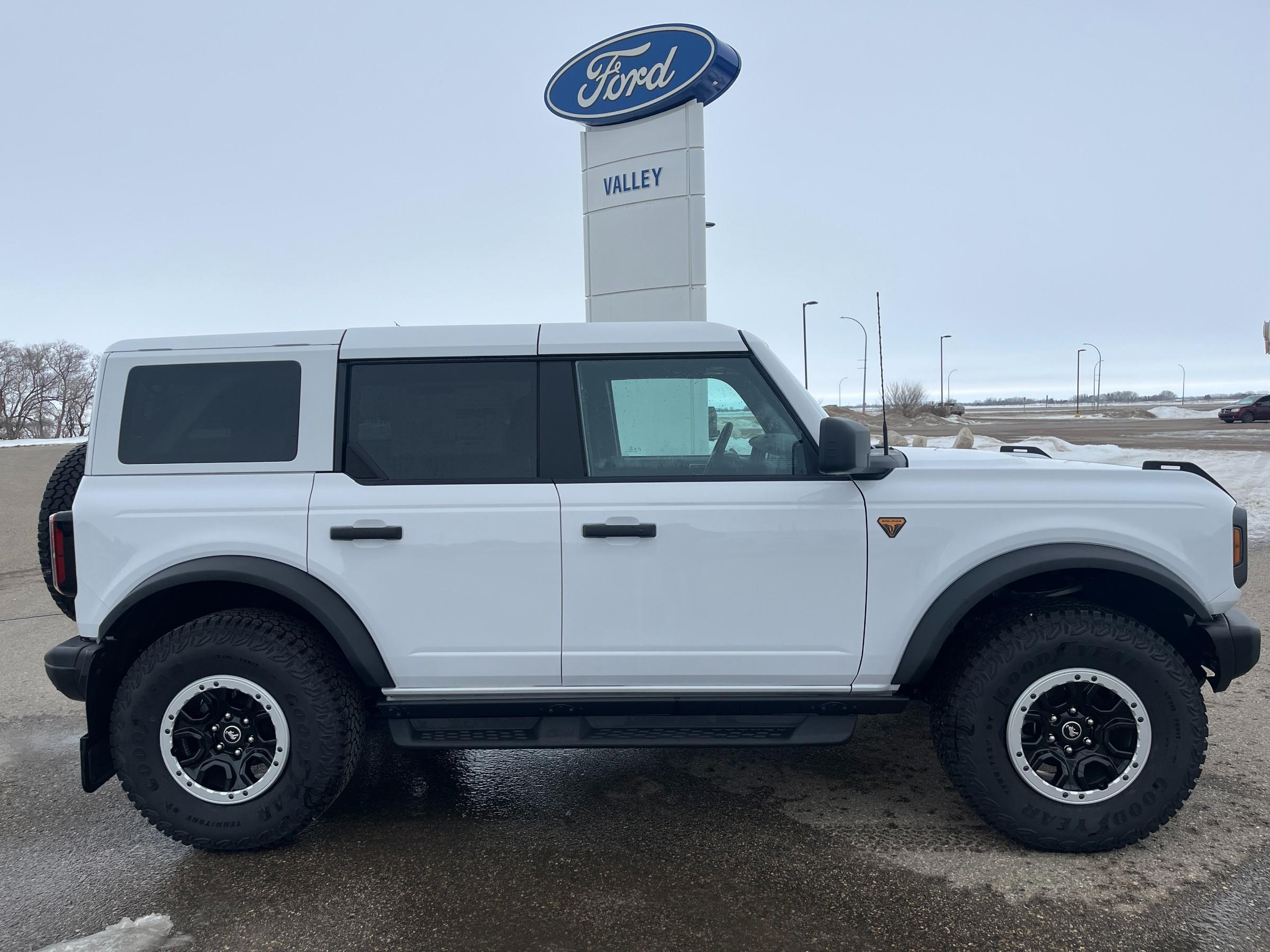 2025 Ford Bronco Badlands 4-Door 4WD