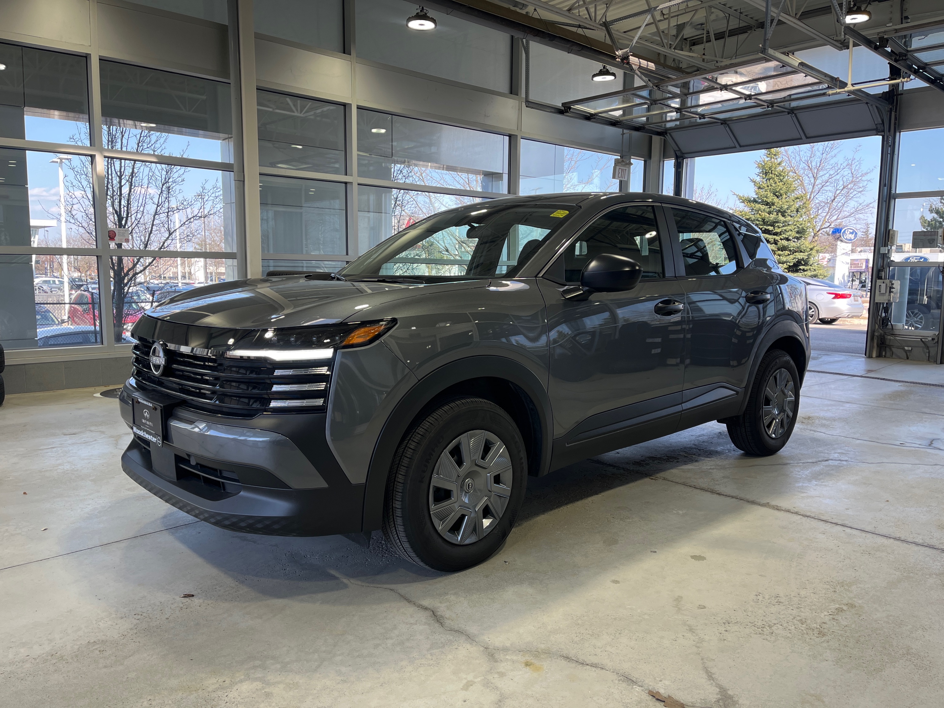 Nissan Kicks S AWD 2025