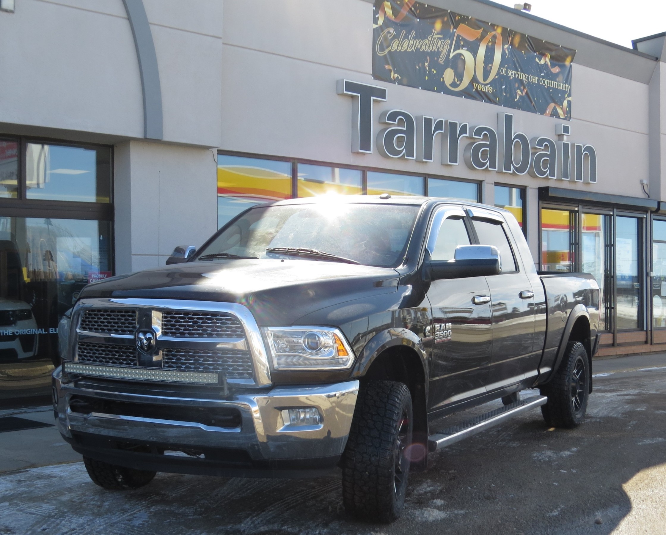 2014 RAM 3500 Laramie Mega Cab 4WD