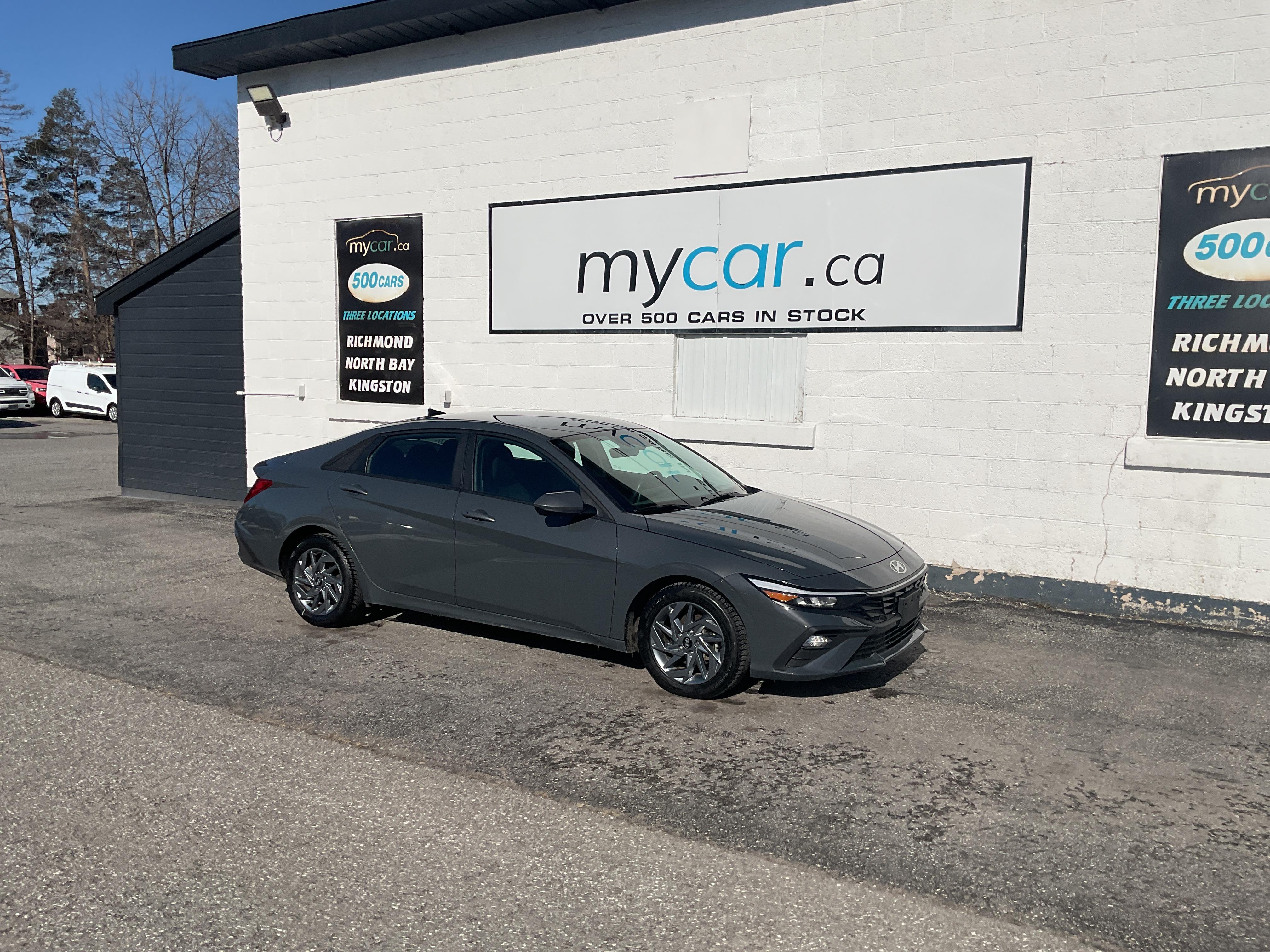 Hyundai Elantra Preferred FWD 2024