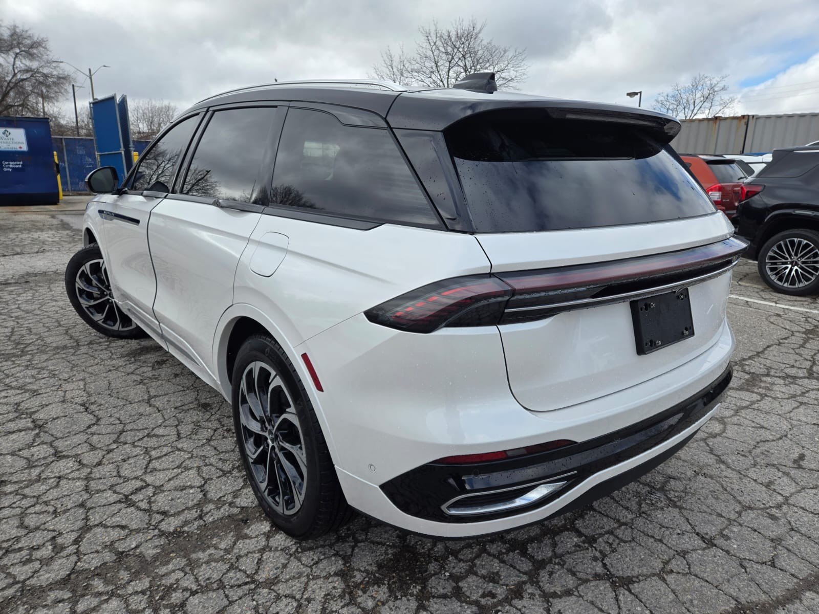 used 2024 Lincoln Nautilus car, priced at $54,995