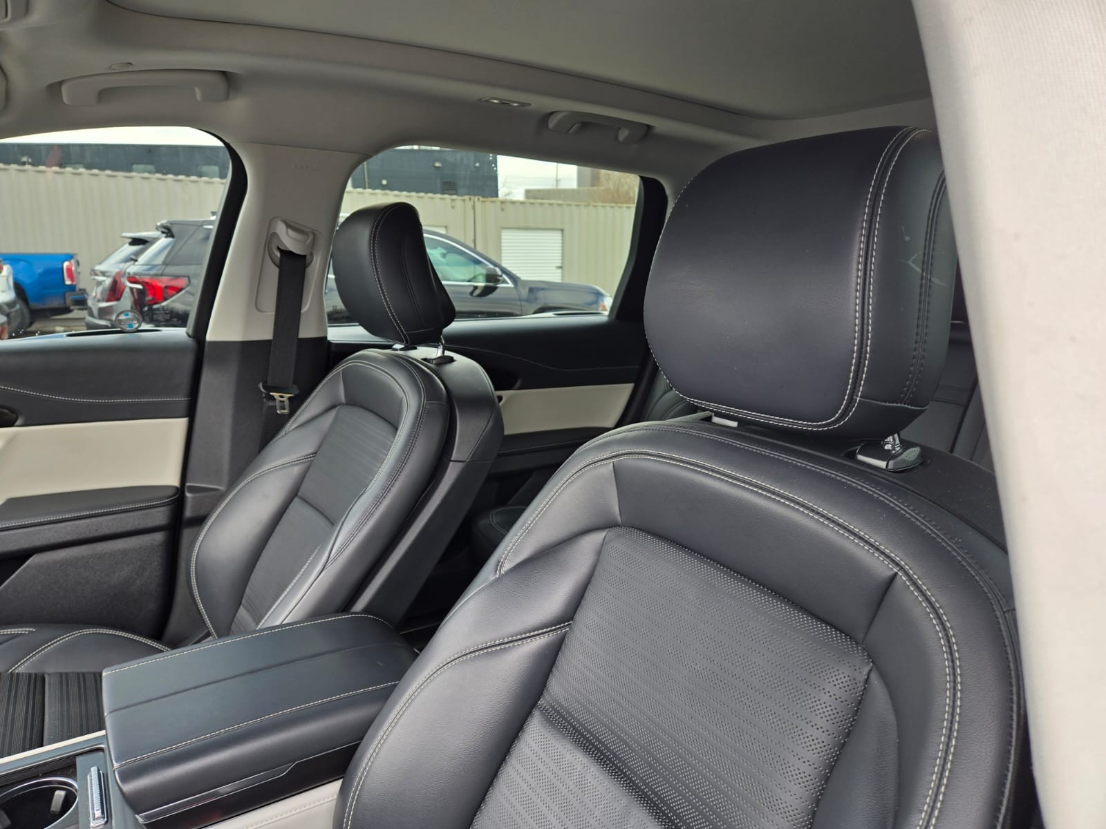 used 2024 Lincoln Nautilus car, priced at $54,995