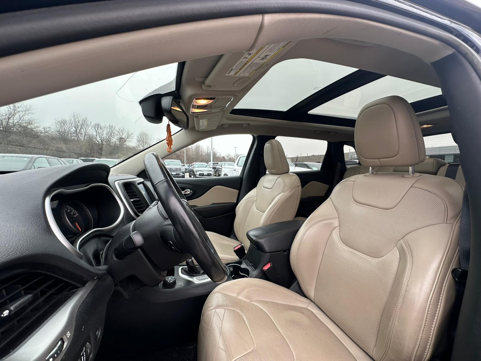 used 2016 Jeep Cherokee car, priced at $8,000