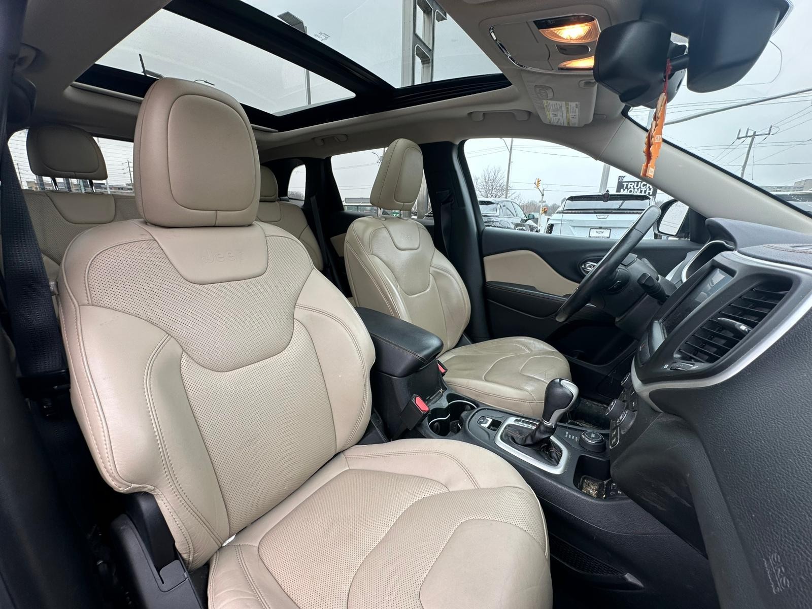 used 2016 Jeep Cherokee car, priced at $8,000