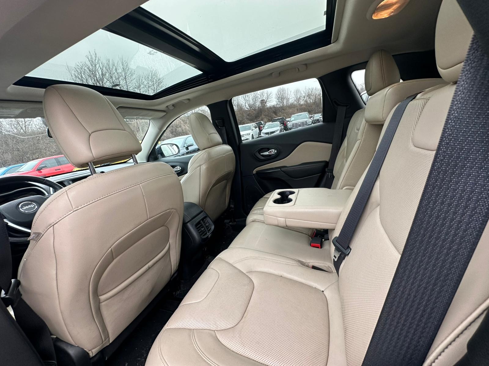 used 2016 Jeep Cherokee car, priced at $8,000