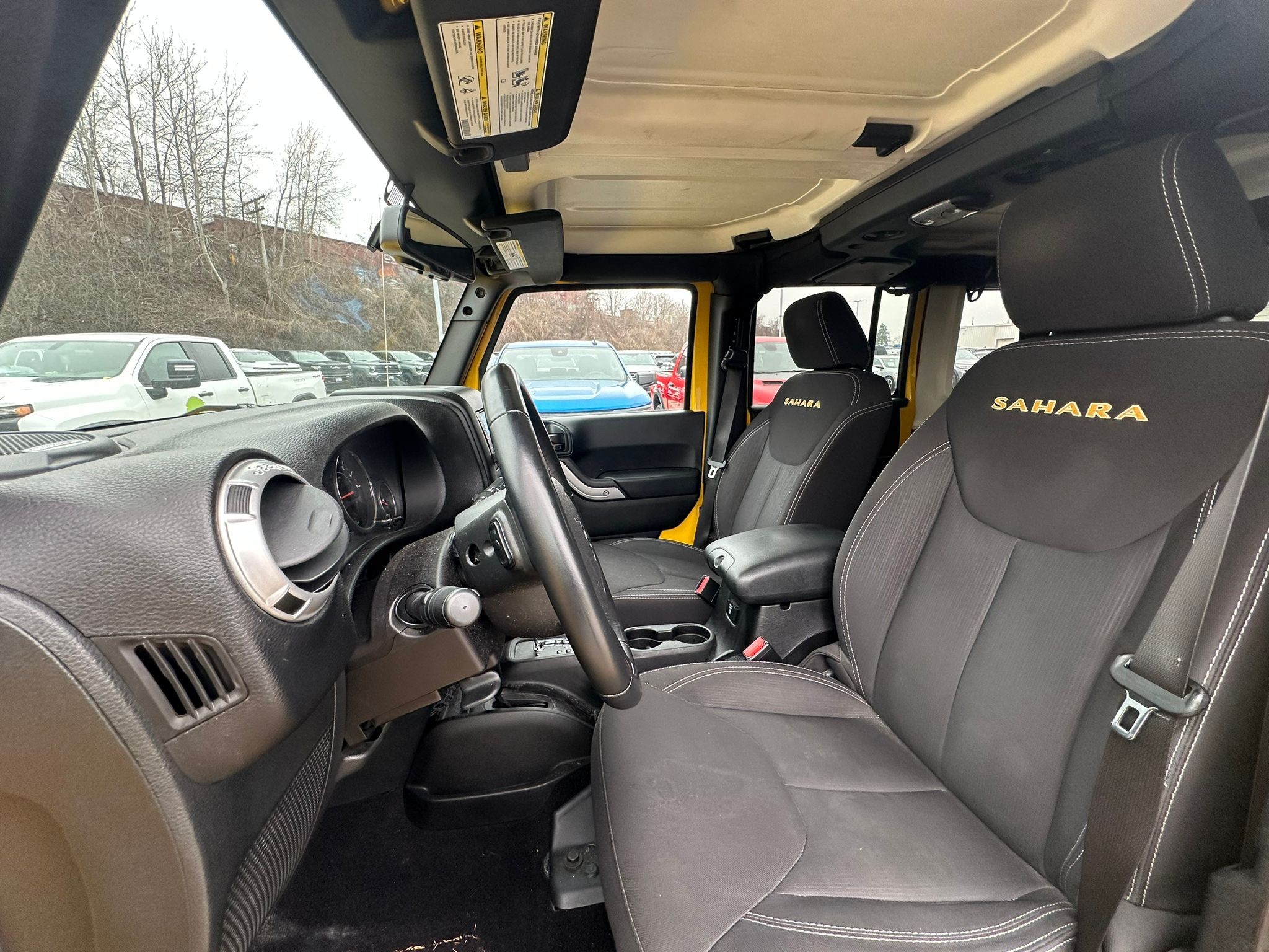 used 2015 Jeep Wrangler Unlimited car, priced at $17,500