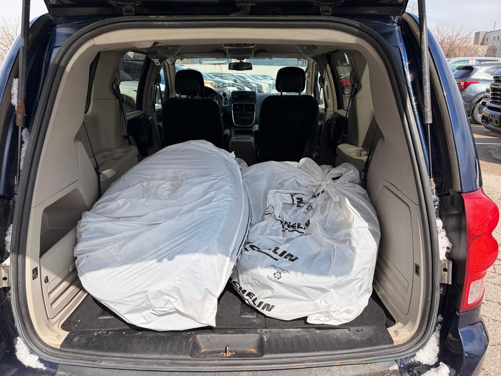 used 2015 Dodge Grand Caravan car, priced at $4,000