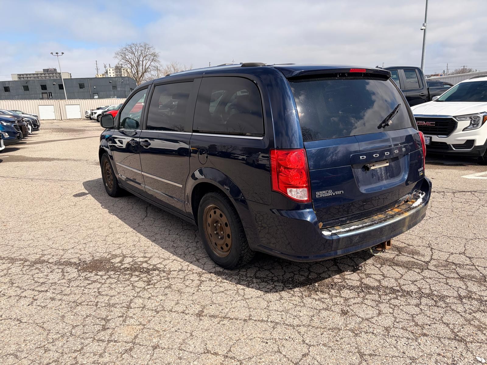 used 2015 Dodge Grand Caravan car, priced at $4,000