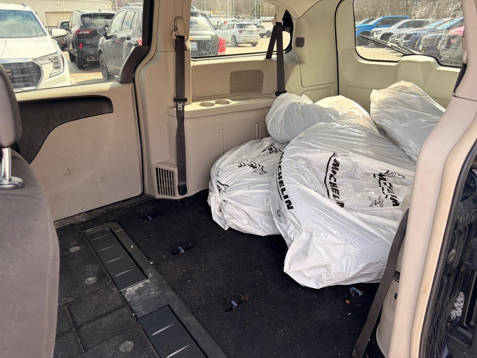 used 2015 Dodge Grand Caravan car, priced at $4,000