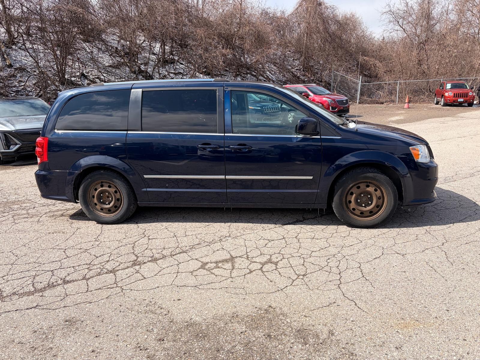 used 2015 Dodge Grand Caravan car, priced at $4,000
