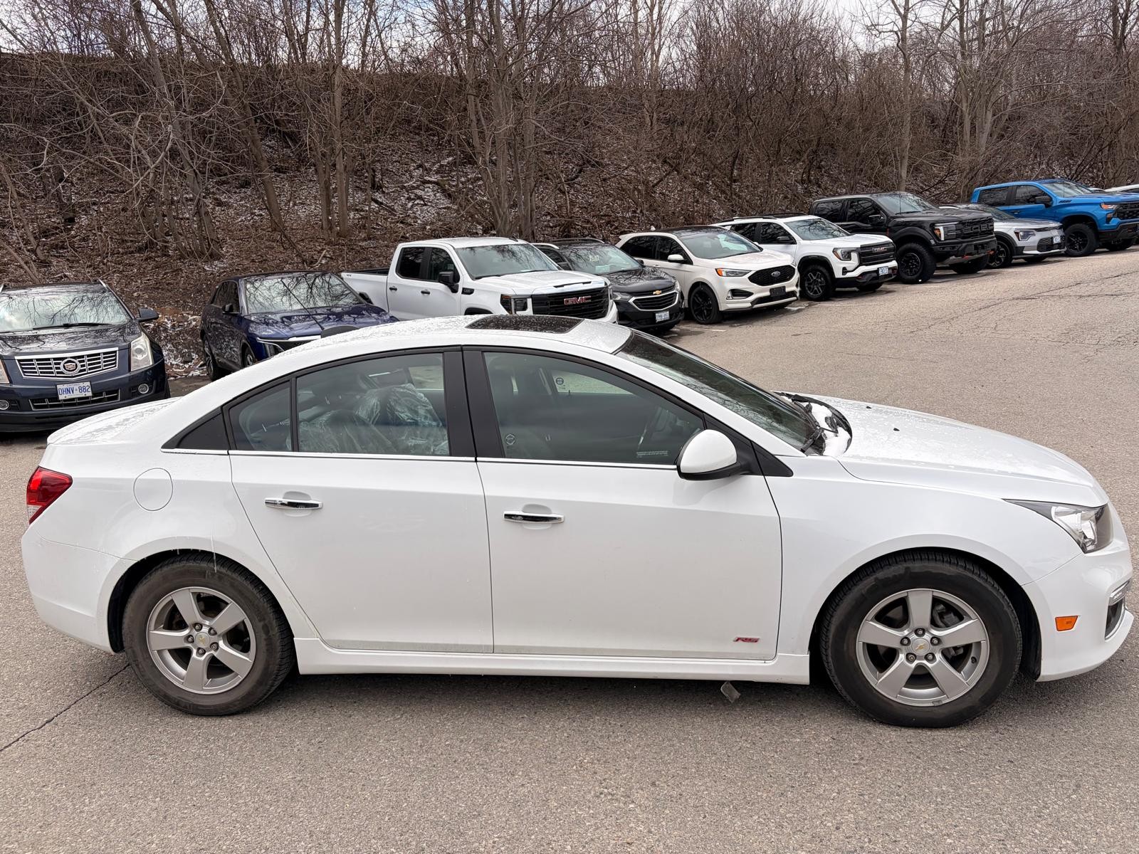used 2015 Chevrolet Cruze car, priced at $13,500