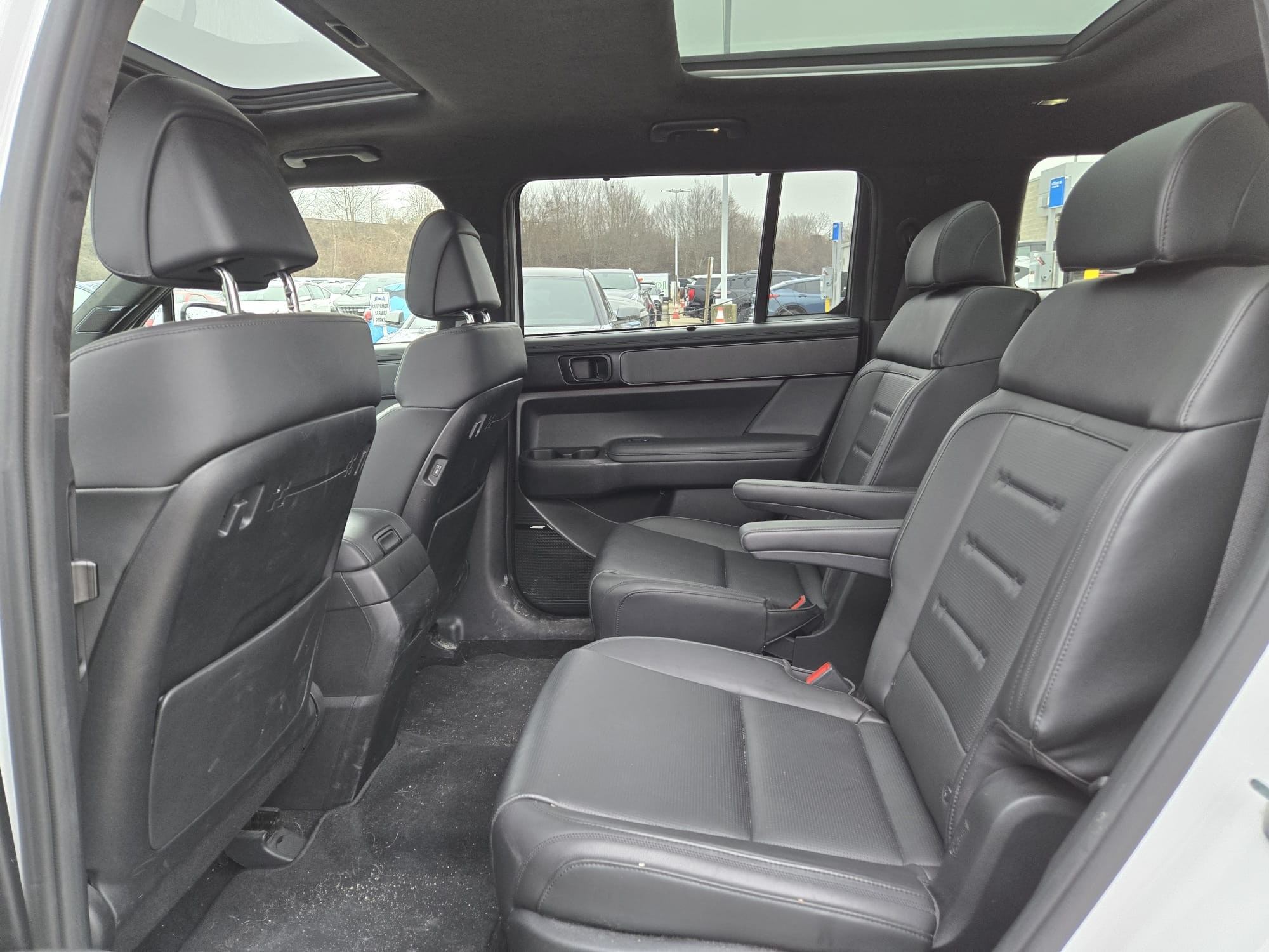 used 2024 Hyundai Santa Fe car, priced at $53,000