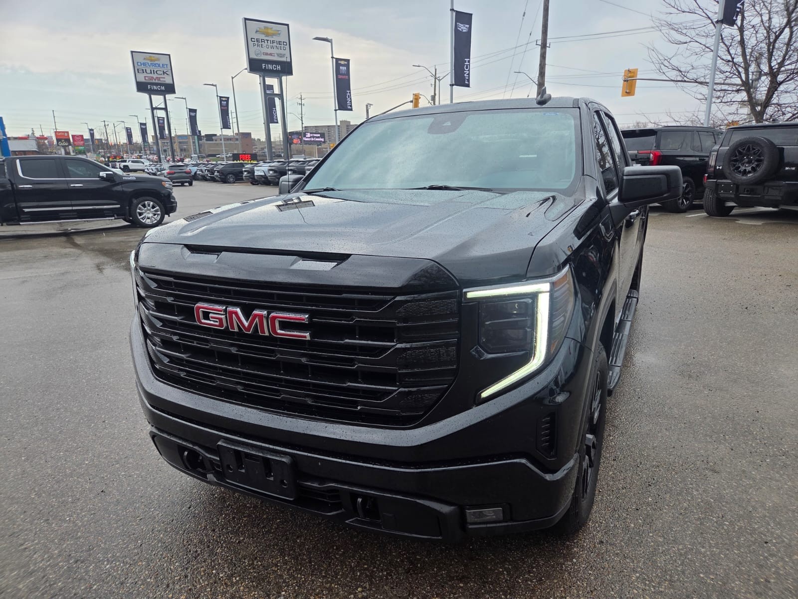 used 2022 GMC Sierra 1500 car, priced at $67,133