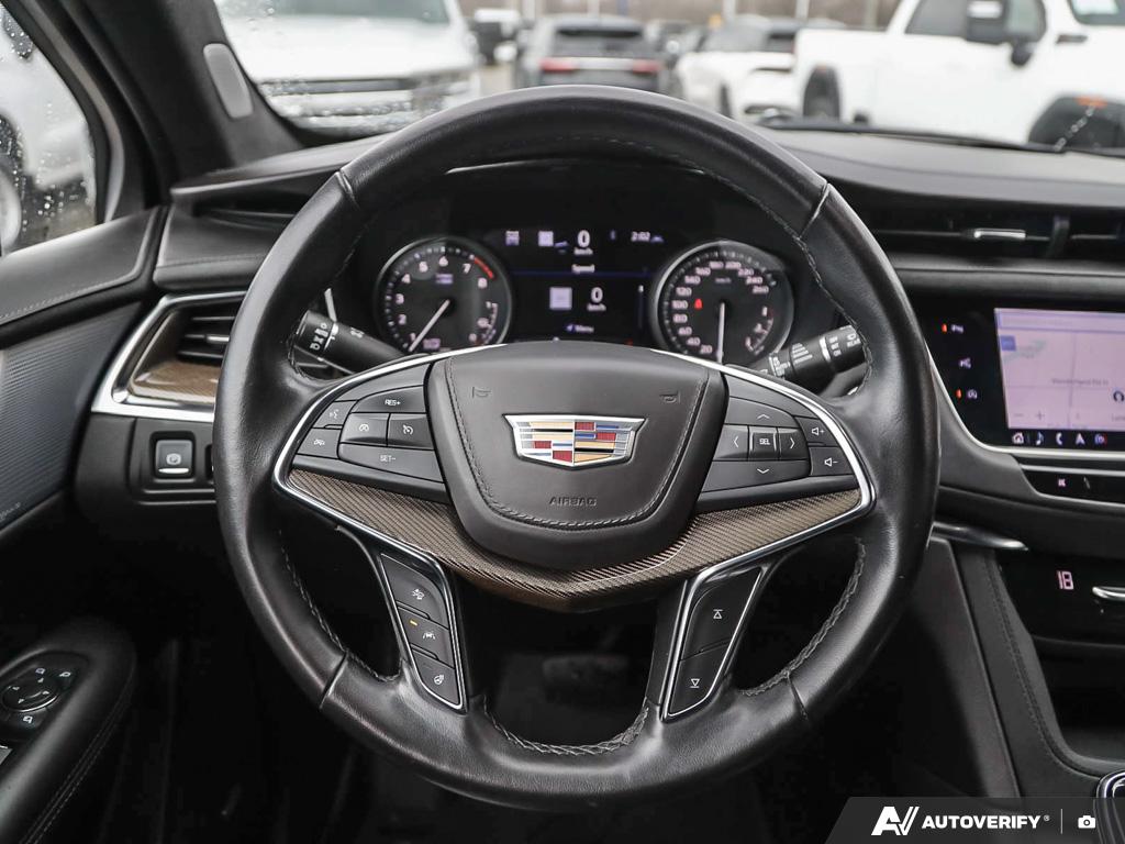 used 2022 Cadillac XT5 car, priced at $31,321