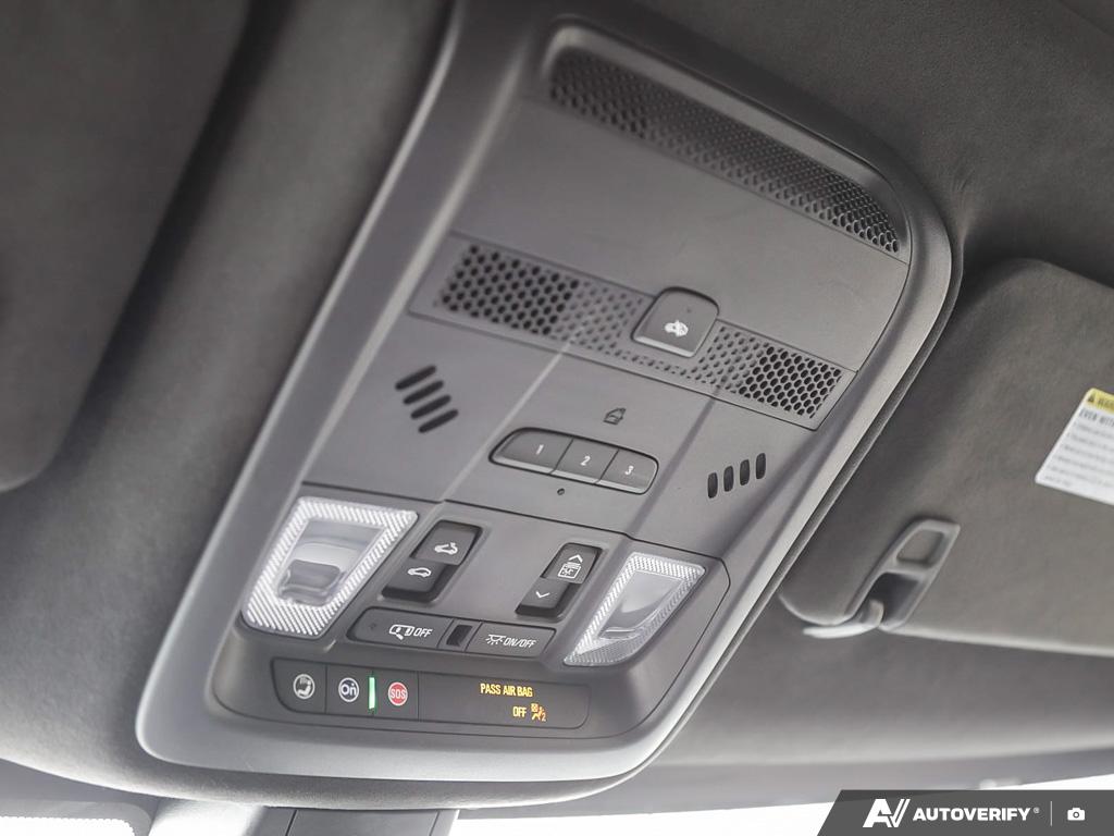 used 2022 Cadillac XT5 car, priced at $31,321