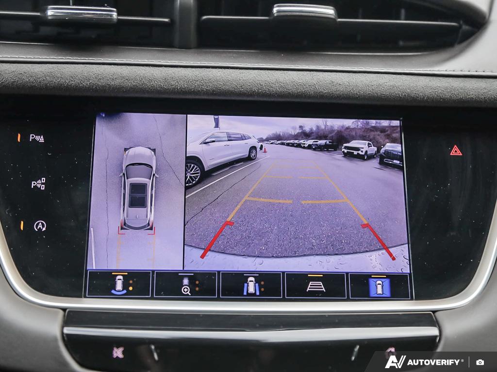 used 2022 Cadillac XT5 car, priced at $31,321