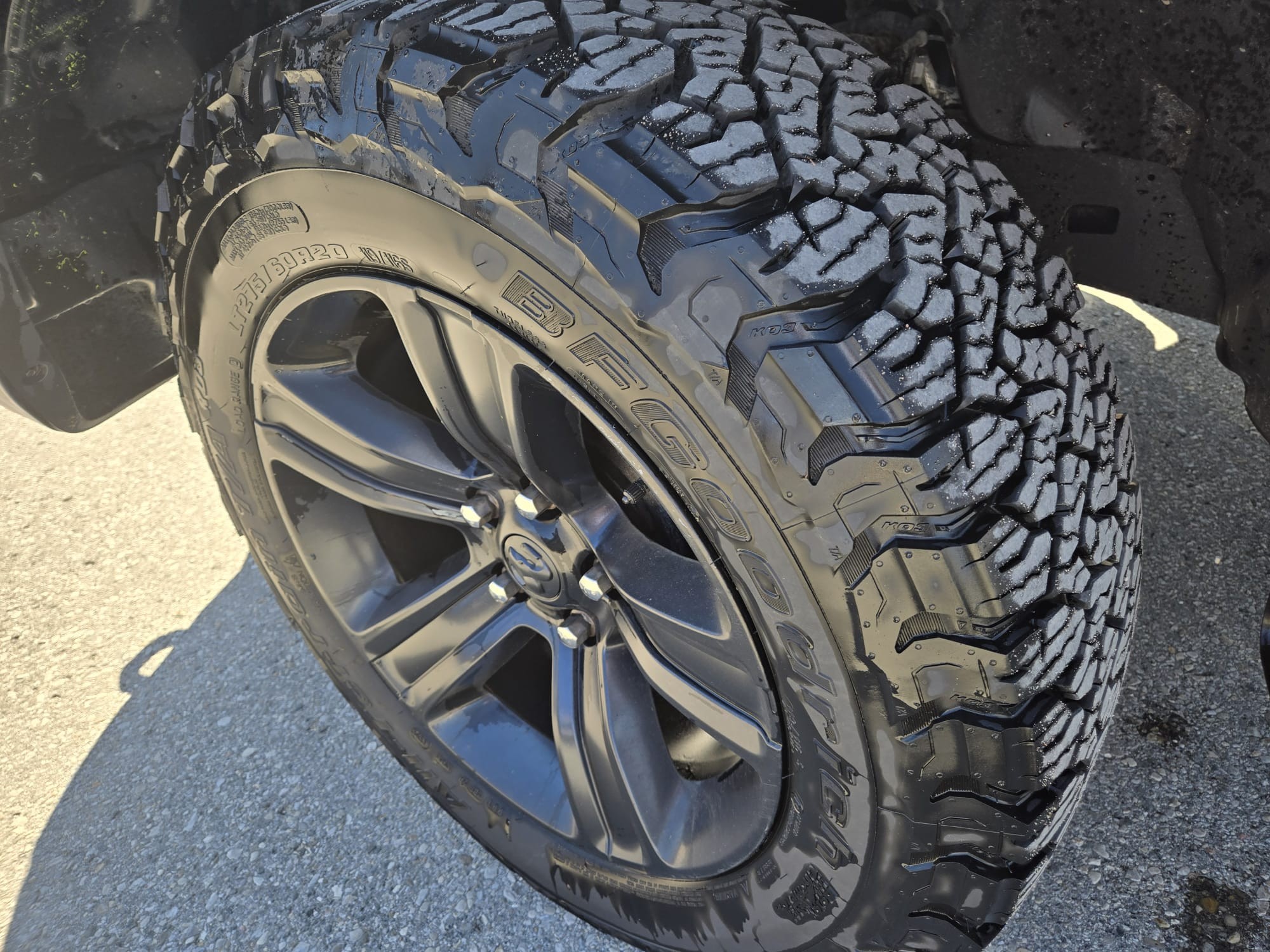 used 2022 Ram 1500 Classic car, priced at $38,666