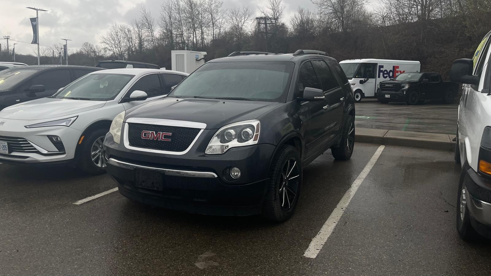 used 2011 GMC Acadia car, priced at $2,500