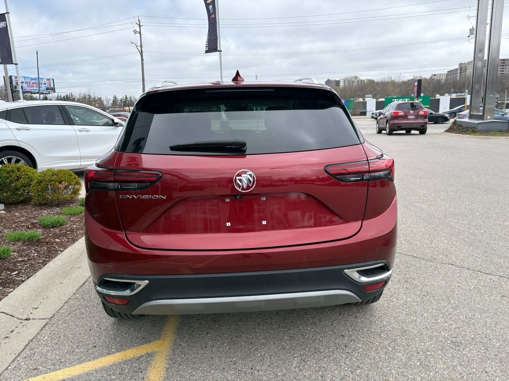 used 2023 Buick Envision car, priced at $30,300