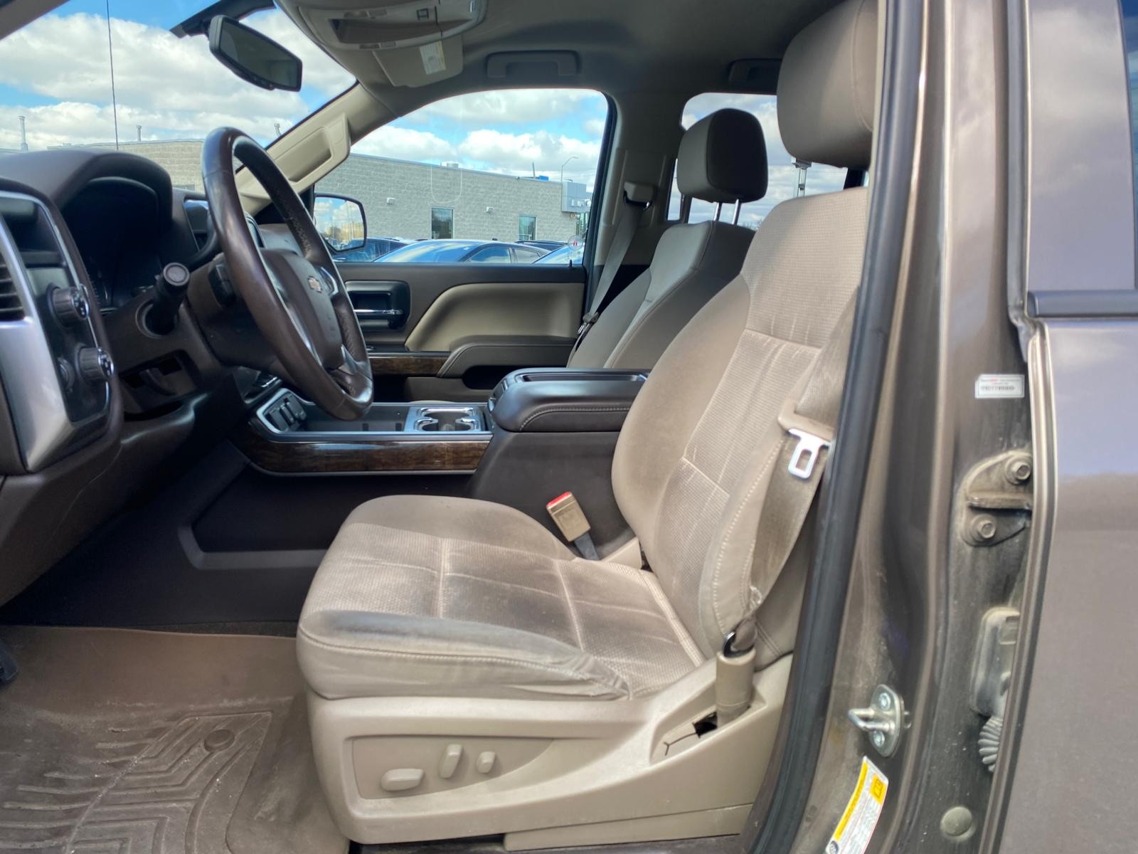used 2014 Chevrolet Silverado 1500 car, priced at $15,500