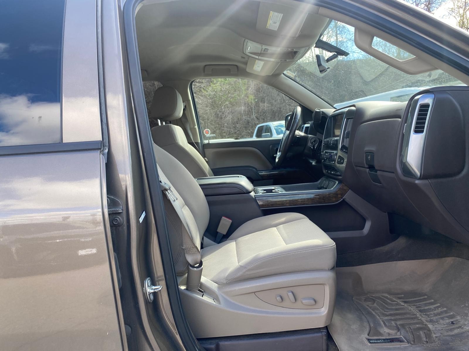 used 2014 Chevrolet Silverado 1500 car, priced at $15,500