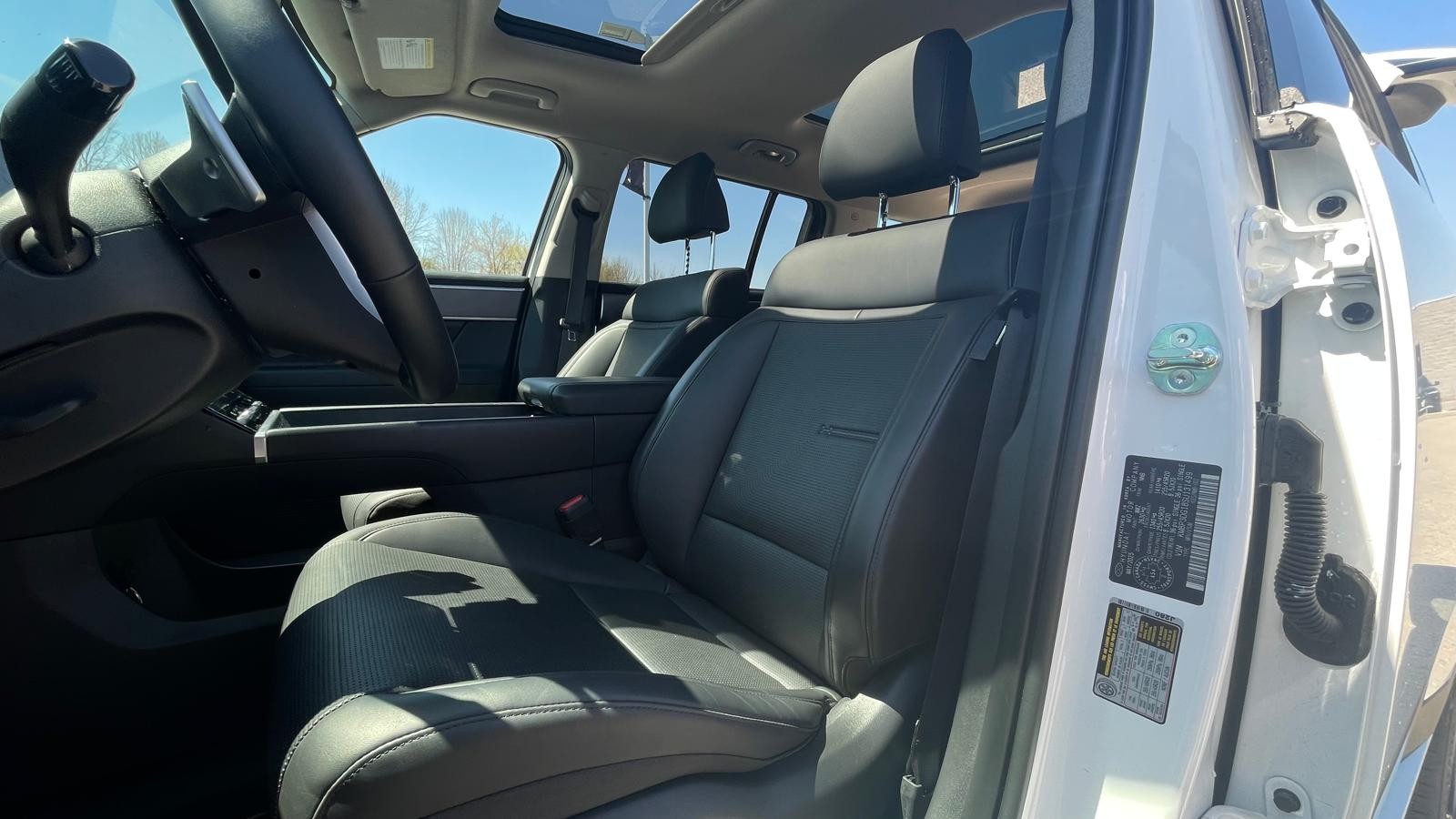 used 2025 Hyundai Santa Fe HEV car, priced at $47,000